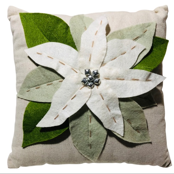 Poinsettia Pillow 11" Square Neutral Colors Holiday Farm House - Picture 1 of 3